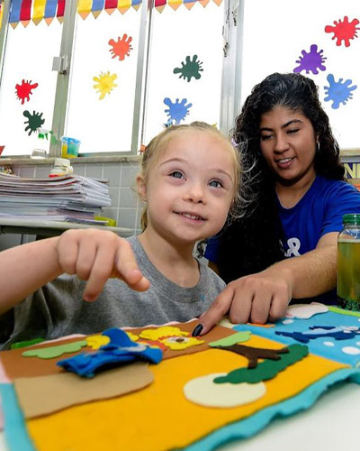 carousel infantil_0001_Camada 9