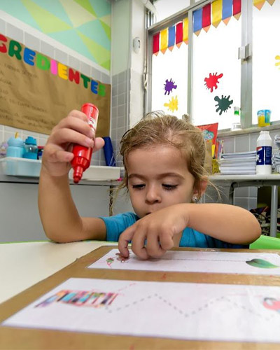 carousel infantil_0007_Camada 3